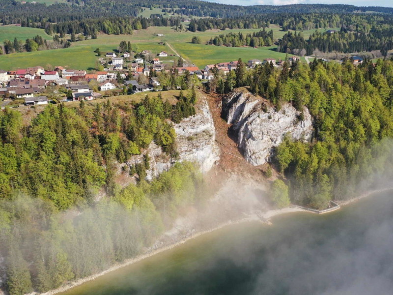 Le débarcadère de la Roche Fendue, au-dessus du Lieu, dans la vallée de Joux.