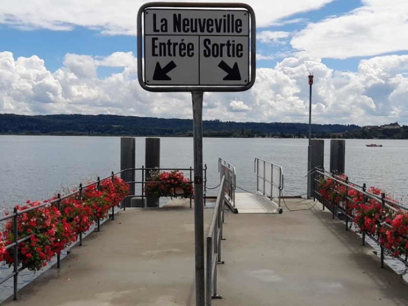 Le débarcadère de La Neuveville. Le débarcadère de La Neuveville.