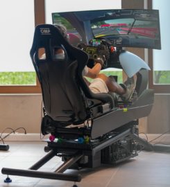 🚘 Simulateur de Course Racexperience – Versoix