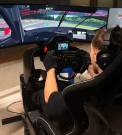 🚘 Simulateur de Course Racexperience – Versoix