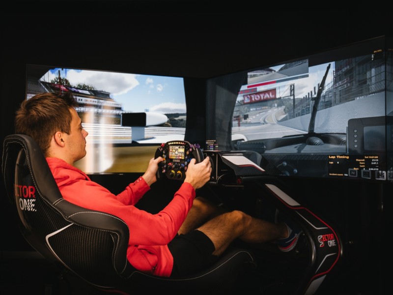 Le simulateur de course automobile, villars-sainte-croix, canton de Vaud.