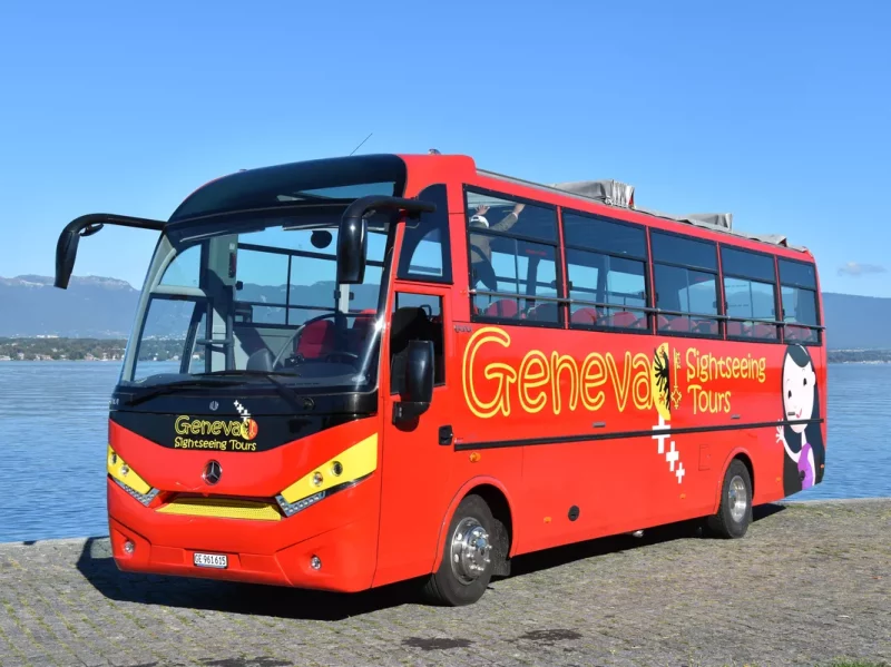 Le car de Geneva Sightseeing Tour.