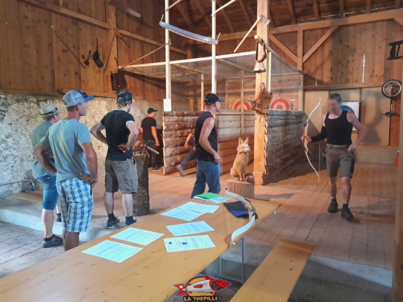 Le tir à l'arc. Les ateliers du bûcheron, Brévine, canton de Neuchâtel.