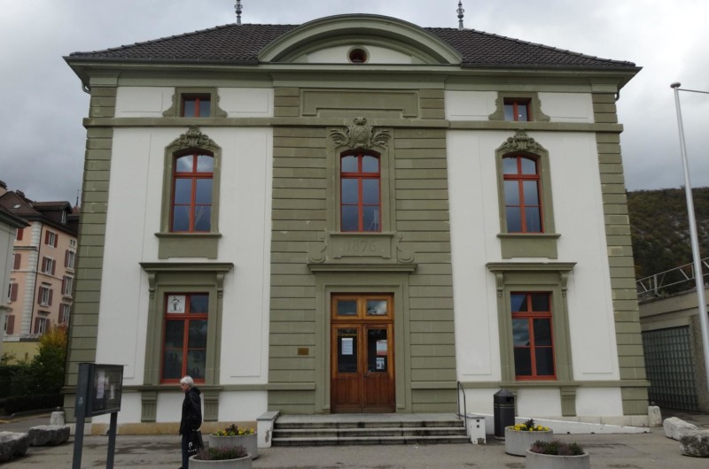 L'extérieur du cinéma. Ciné 2520. La Neuveville. Jura bernois. L'extérieur du cinéma. Ciné 2520. La Neuveville. Jura bernois.