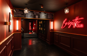 🌃 Discothèque Le Brigitte Club – Genève