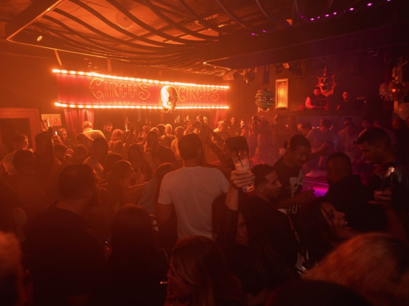 L'intérieur de la boite de nuit The Circus