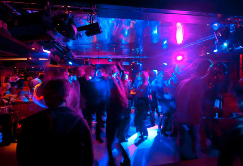 L'intérieur de la boite de nuit le Farm Club, verbier