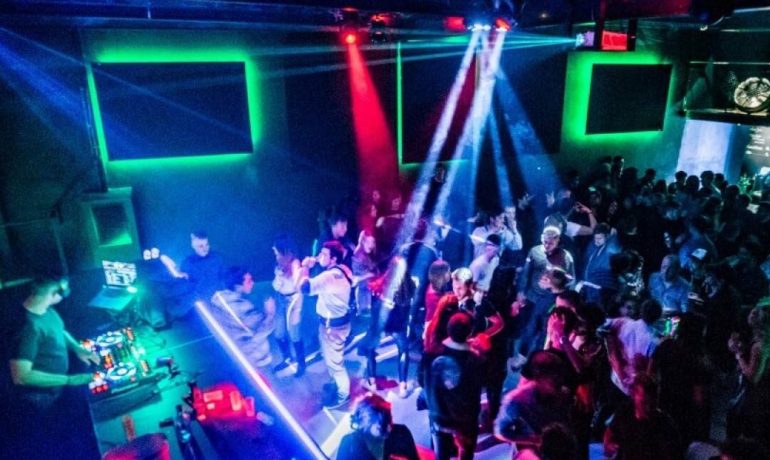 🌃 Discothèque Le Lapin Vert – Haute-Nendaz