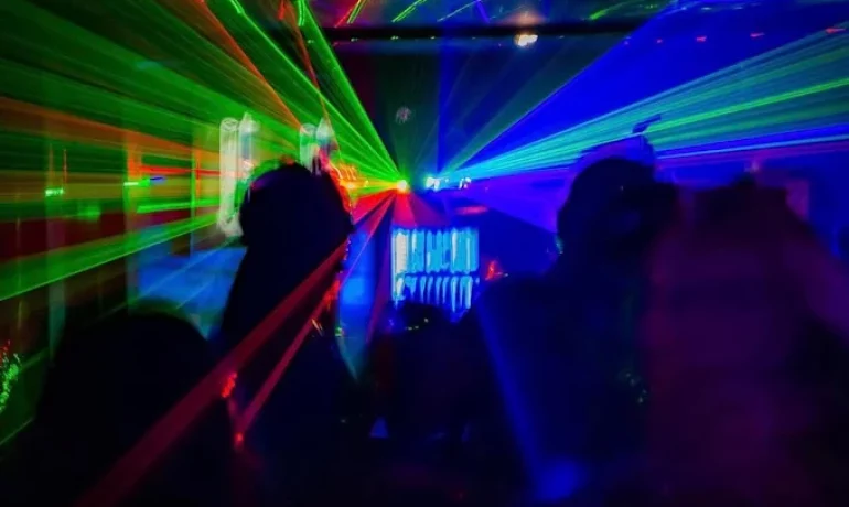 🌃 Discothèque Le7 Club – Neuchâtel