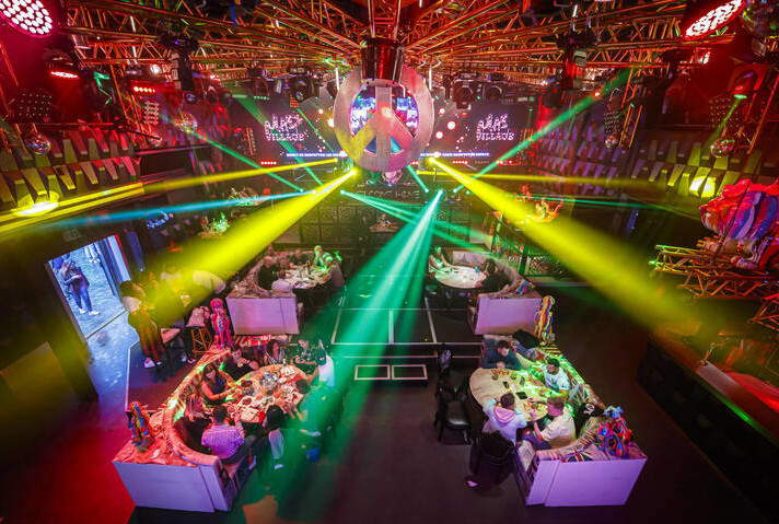 L'intérieur du night Club Le MAD. L'intérieur du night Club Le MAD.