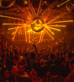 🌃 Discothèque Le MAD Club – Lausanne