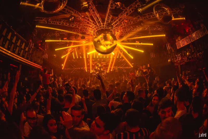 L'intérieur de la boite Le MAD. L'intérieur de la boite Le MAD.