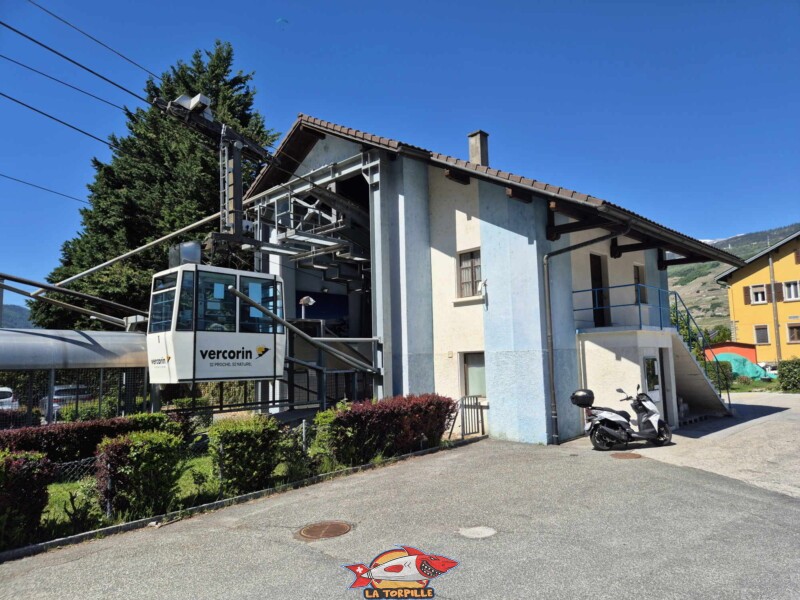 Station aval. Téléphérique Chalais-Briey-Vercorin