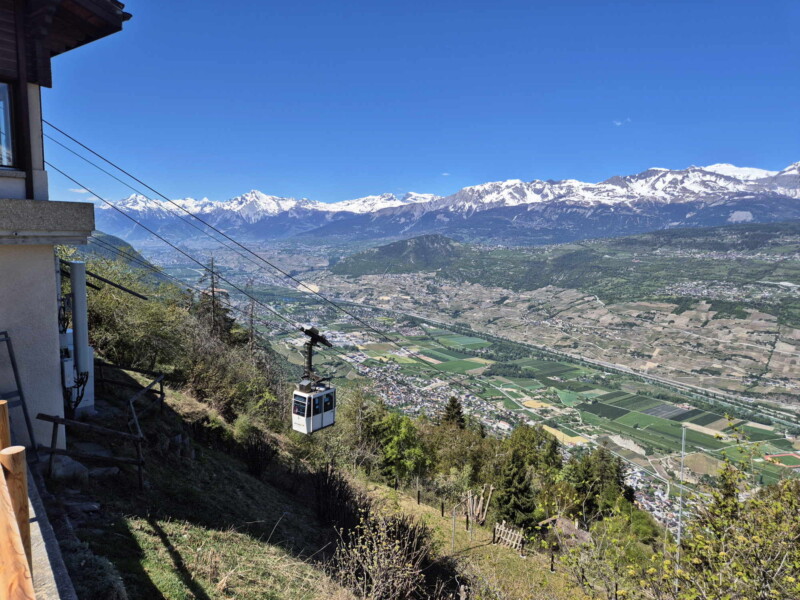 benne. Téléphérique Chalais-Briey-Vercorin