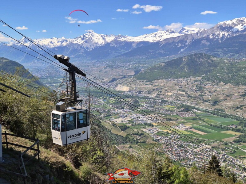La magnifique vue depuis le sommet du téléphérique Chalais-Vercorin.
