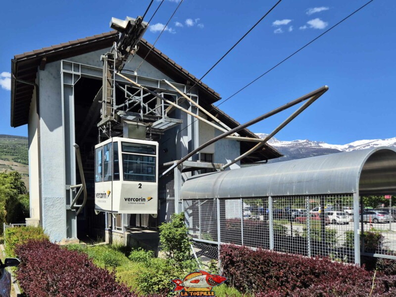 Station aval. Téléphérique Chalais-Briey-Vercorin