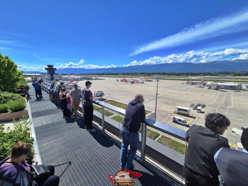 Les photos de la zone nord de la terrasse panoramique. Terrasse Panorama, Terrasse panoramique de l'aéroport de Genève.