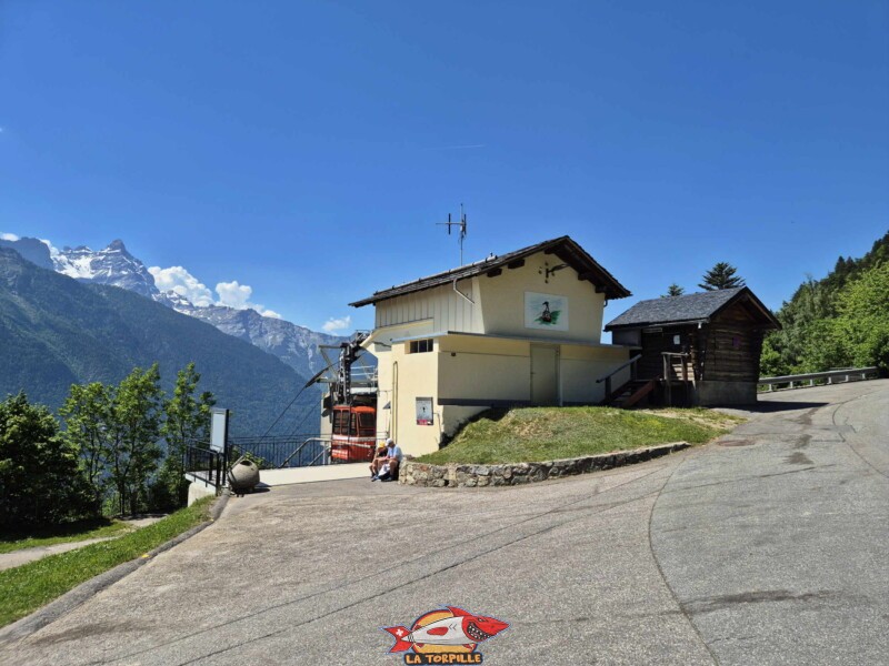 Station supérieure - Champex. Téléphérique DAC Dorénaz – Alesse – Champex