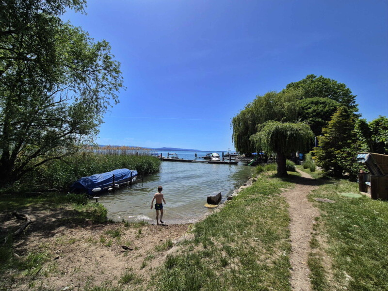 Zone de Sable. Plage de Praz, Mont-Vully, Canton de Fribourg, Lac de Morat.