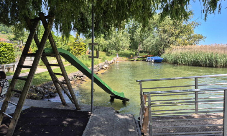 🏖️ Plage de Praz – Mont-Vully