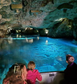 🚤🕸️ Lac Souterrain de St-Léonard