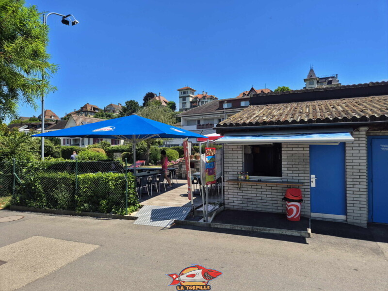 La buvette du minigolf de Morat.