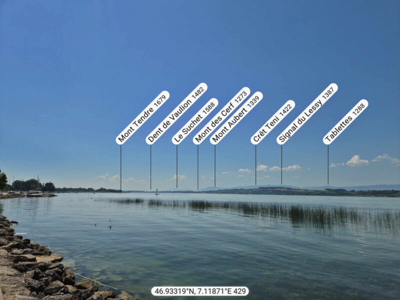 Le panorama direction sud-ouest-ouest depuis Côté Plage de Morat. Le Mont Tendre, la Dent de Vaulion, le Suchet. Le panorama direction sud-ouest-ouest depuis Côté Plage de Morat. Le Mont Tendre, la Dent de Vaulion, le Suchet.