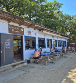 🏖️🌊 Plage de Salavaux – Paddle, Pédalo, Kayak