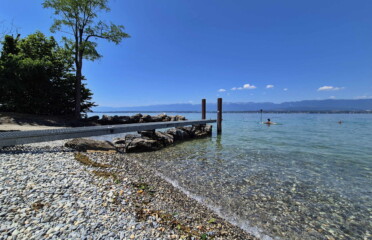 🏖️ Plage des Courbes – Anières