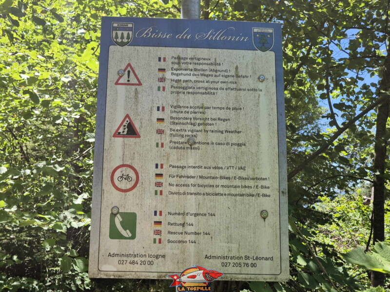 Zone vertigineuse, paroi rocheuse. Zone vertigineuse. Bisse de Sillonin Zone vertigineuse, paroi rocheuse. Zone vertigineuse. Bisse de Sillonin