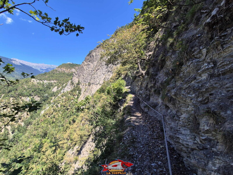 Zone vertigineuse. Bisse de Sillonin