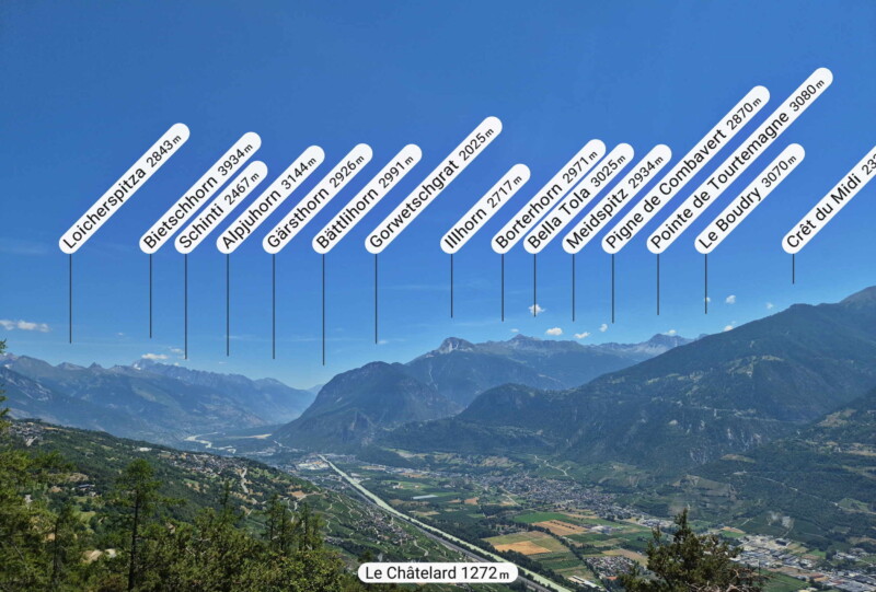 La vue direction est depuis le Christ-Roi. La vallée du Rhône direction Sierre. Biestchhorn, Illhorn. La vue direction est depuis le Christ-Roi. La vallée du Rhône direction Sierre. Biestchhorn, Illhorn.