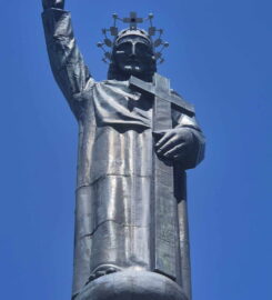 ⛪ Statue du Christ-Roi – Lens