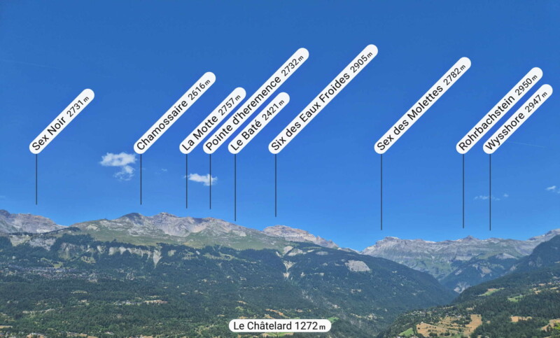 La vue direction nord depuis le Christ-Roi. La vallée de la Lienne, la Pointe d'Hérémence, Six des Eaux Froides, Sex des Molettes. La vue direction nord depuis le Christ-Roi. La vallée de la Lienne, la Pointe d'Hérémence, Six des Eaux Froides, Sex des Molettes.
