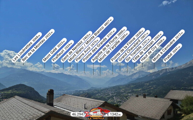 La vue depuis les chalets de la Délèze direction sud-ouest. Mont Blanc, Dent de Nendaz. La vue depuis les chalets de la Délèze direction sud-ouest. Mont Blanc, Dent de Nendaz. Bisse des Miriouges.