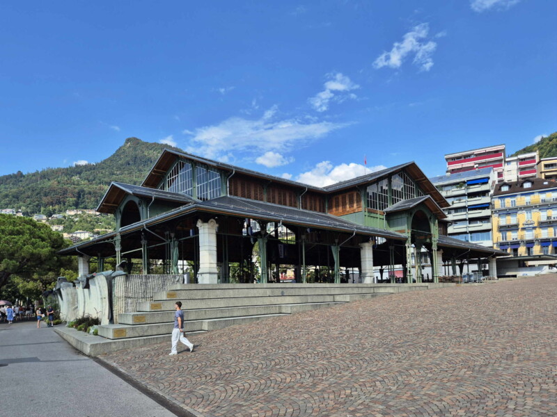La place du Marché et le Marché couvert de Montreux. La place du Marché et le Marché couvert de Montreux.