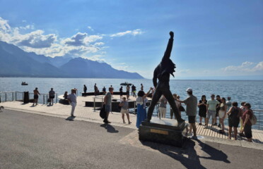 🏖️🗽 Ponton & Statue Freddie Mercury – Montreux