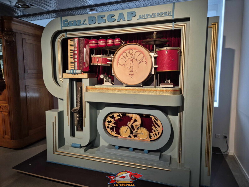 automates Salle Baud. MuMAPS - Musée de la Mécanique d'Art et du Patrimoine - Sainte-Croix