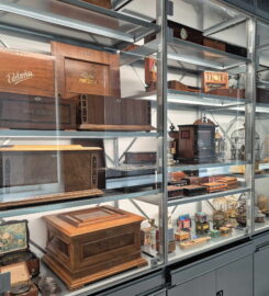 🏠🔧 Musée de la Mécanique d’Art et du Patrimoine – Sainte-Croix