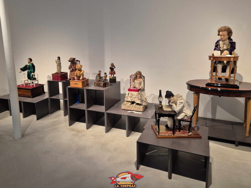 Mécanique d'art, salle mouvement. MuMAPS - Musée de la Mécanique d'Art et du Patrimoine - Sainte-Croix