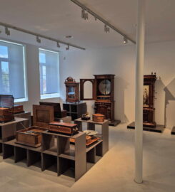 🏠🔧 Musée de la Mécanique d’Art et du Patrimoine – Sainte-Croix