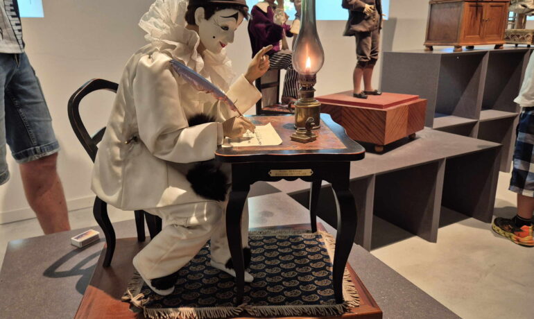 🏠🔧 Musée de la Mécanique d’Art et du Patrimoine – Sainte-Croix