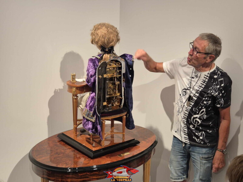 Mécanique d'art, salle mouvement. MuMAPS - Musée de la Mécanique d'Art et du Patrimoine - Sainte-Croix