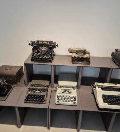 🏠🔧 Musée de la Mécanique d’Art et du Patrimoine – Sainte-Croix