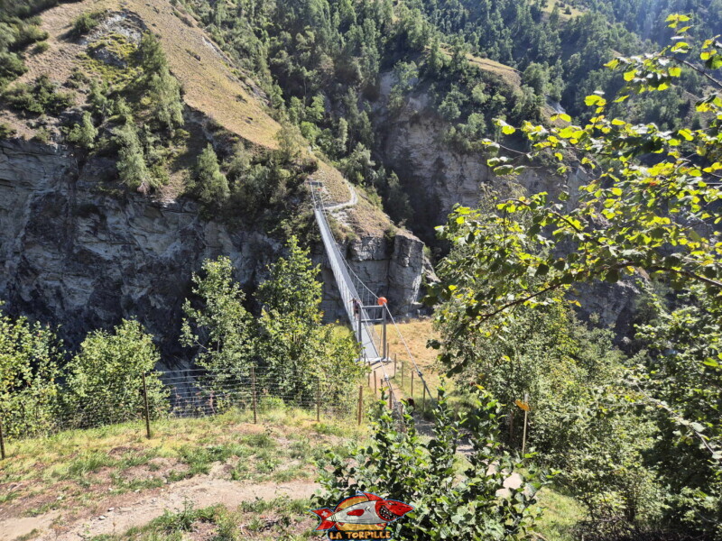 Les photos depuis la zone d'Euseigne. Passerelle des Gorges de la Borgne, Hérémence, Euseigne, St-Martin.