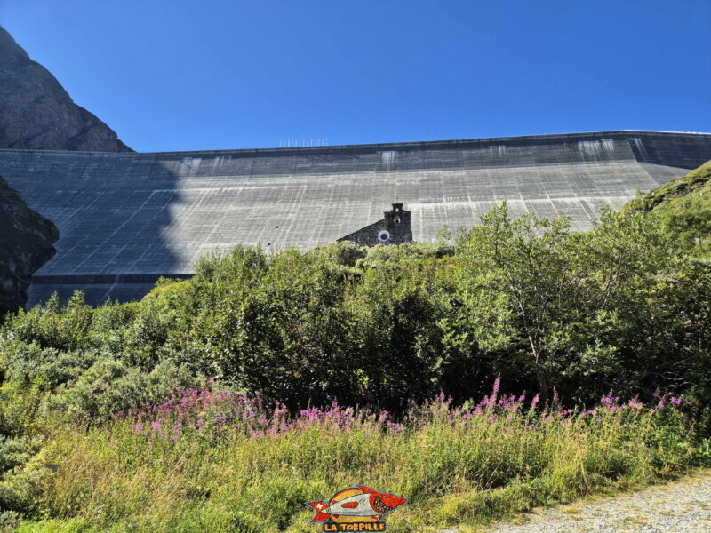 Chapelle St-Jean. Barrage de la Grande Dixence, Hérémence, canton du Valais.