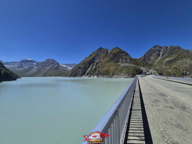 couronnement, Direction Ouest. Barrage de la Grande Dixence, Hérémence, canton du Valais.