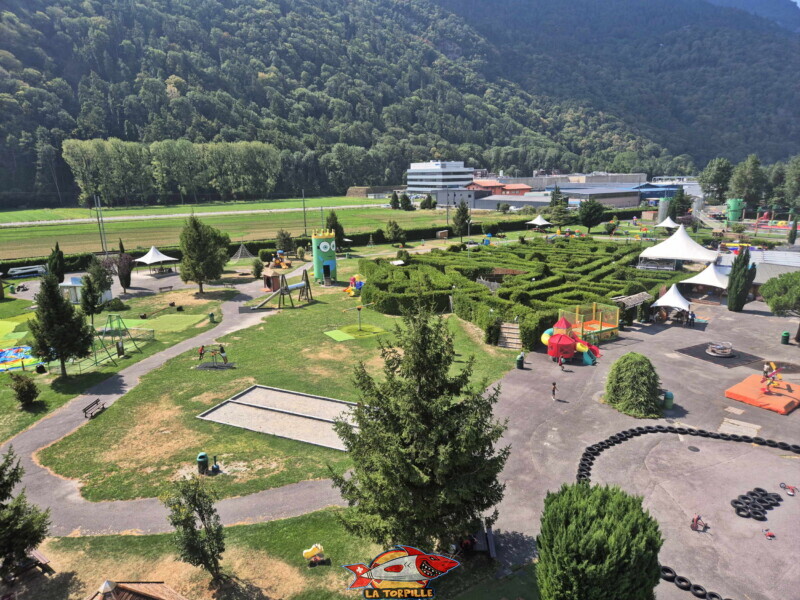 La vue panoramique sur le parc de loisirs.