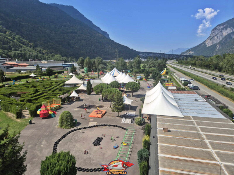 L'entrée du parc Labyrinthe Aventure Evionnaz.