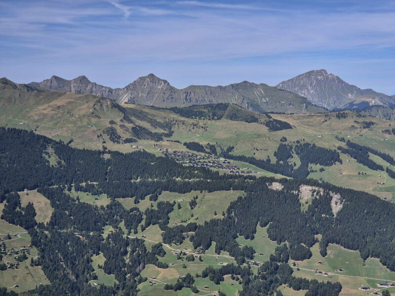 Champoussin. Signal de Soi, Val-d'Illiez, Bas-Valais.